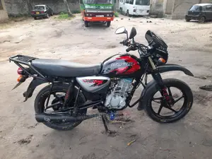 Bajaj Boxer 125 2022 Black