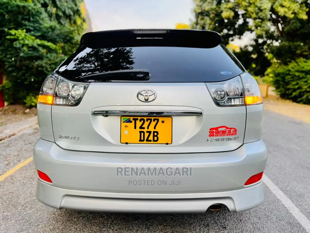 Toyota Harrier 2006 Silver