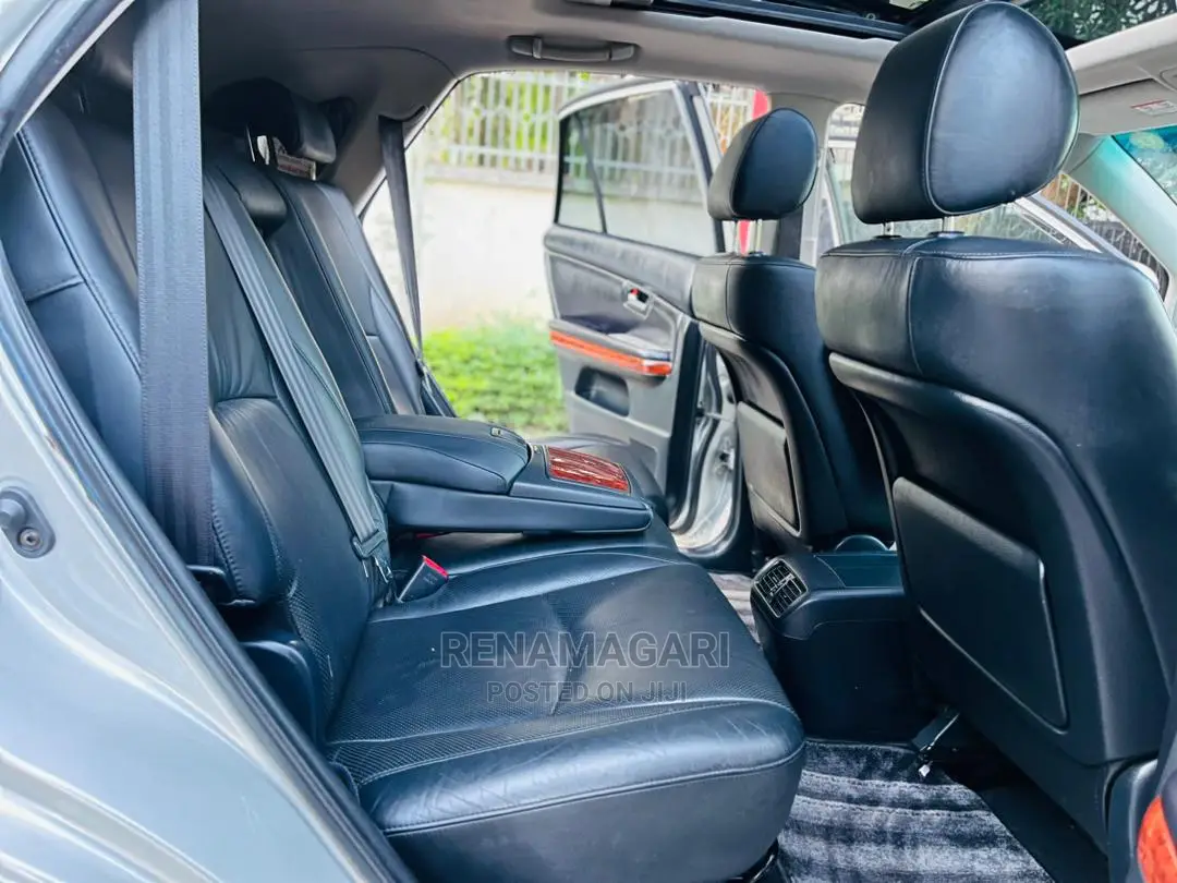 Toyota Harrier 2006 Silver