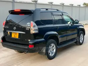 Toyota Land Cruiser Prado 3.0 D-4D 3dr 2005 Black