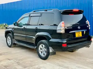 Toyota Land Cruiser Prado 3.0 D-4D 3dr 2005 Black