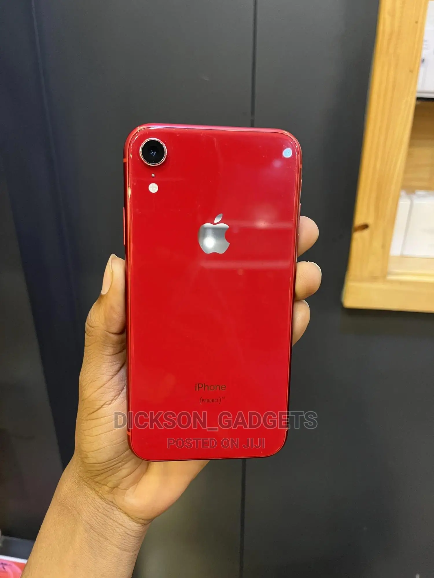 Apple iPhone XR 64 GB Red