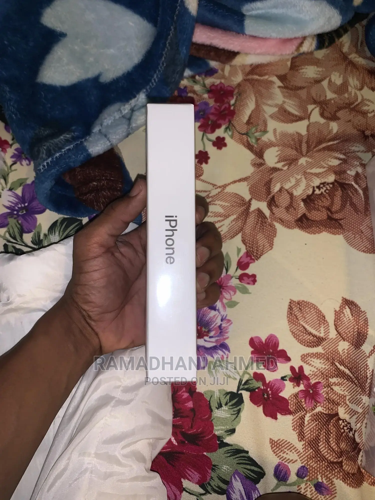 New Apple iPhone 11 64 GB Purple