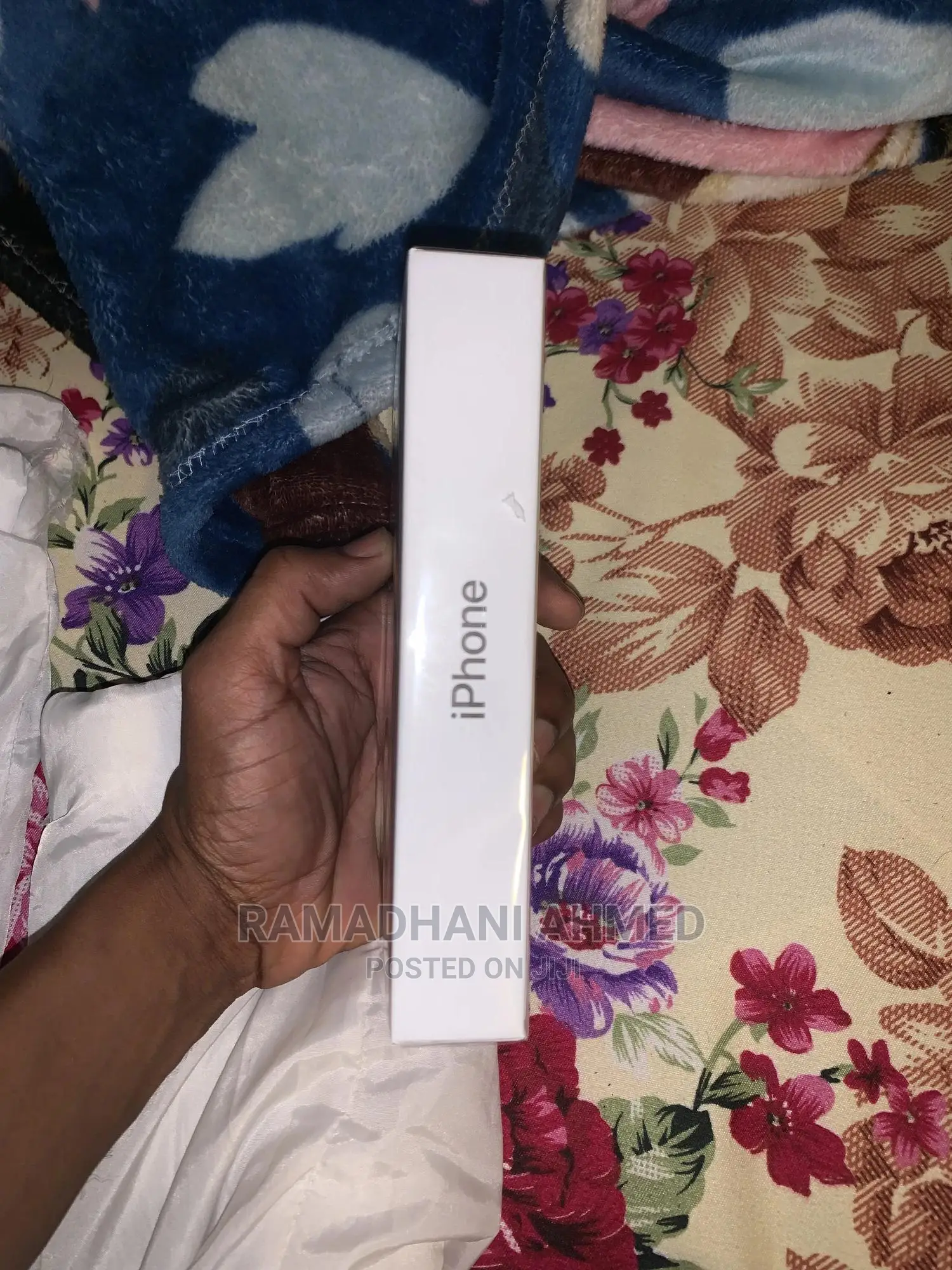 New Apple iPhone 11 64 GB Purple