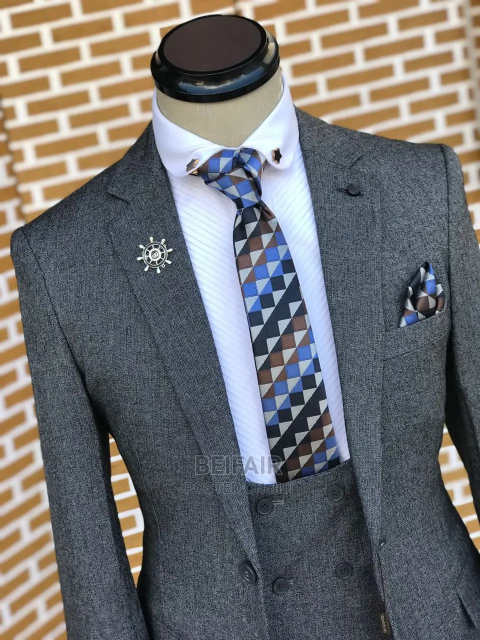 Gray Suit| Wedding|Men's Suit| Nguo Za Kiume| Official|Plain
