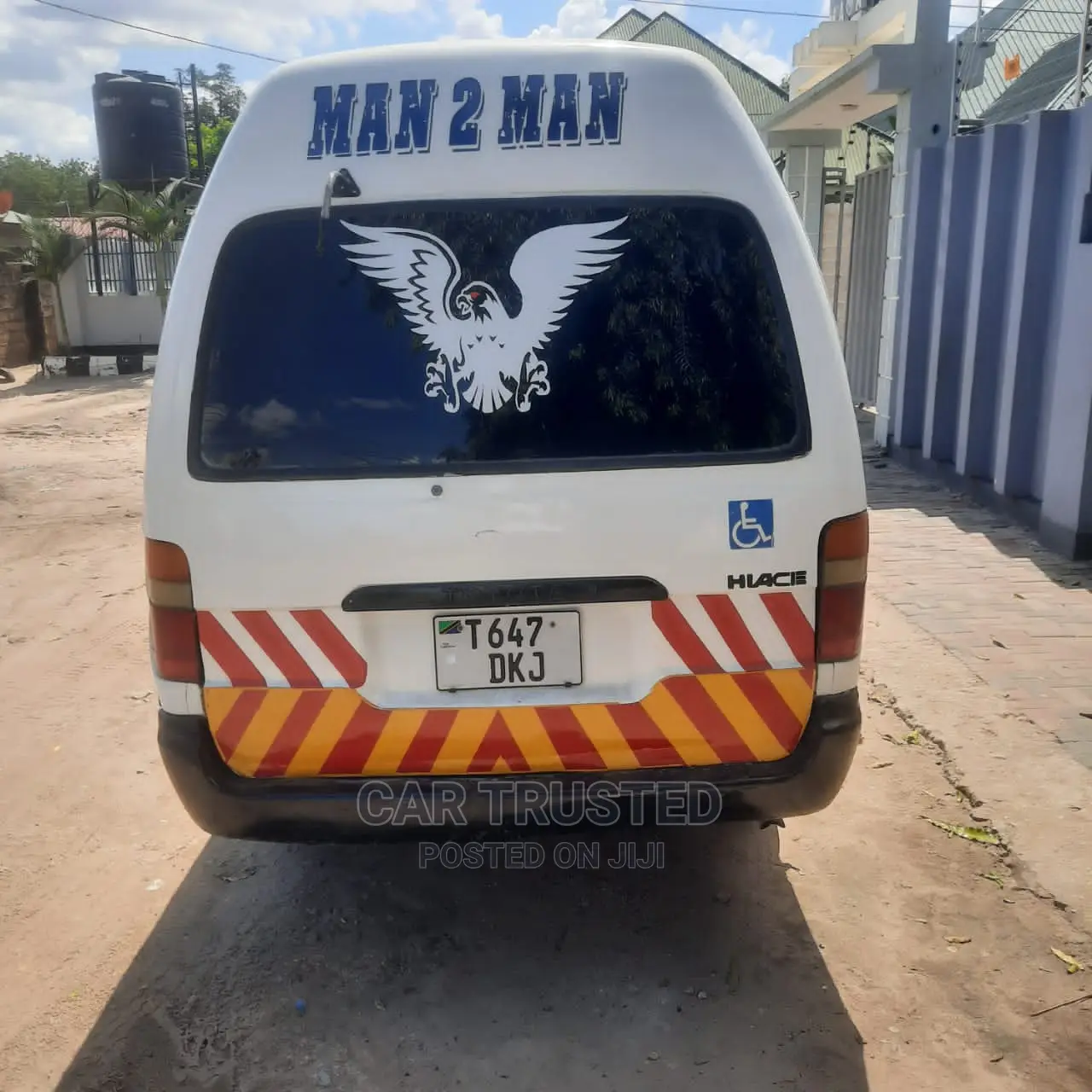Toyota HiAce 2002 White