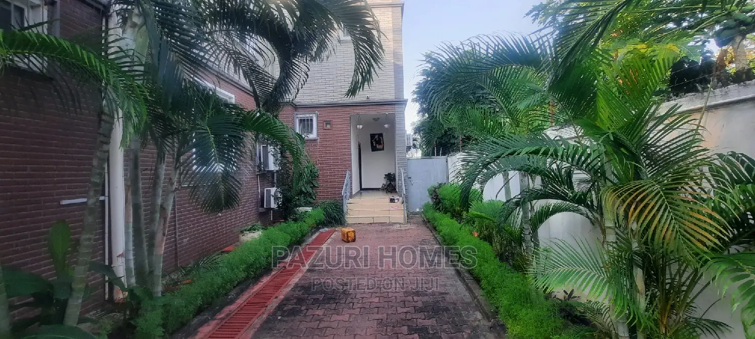4bdrm Villa in Masaki for rent