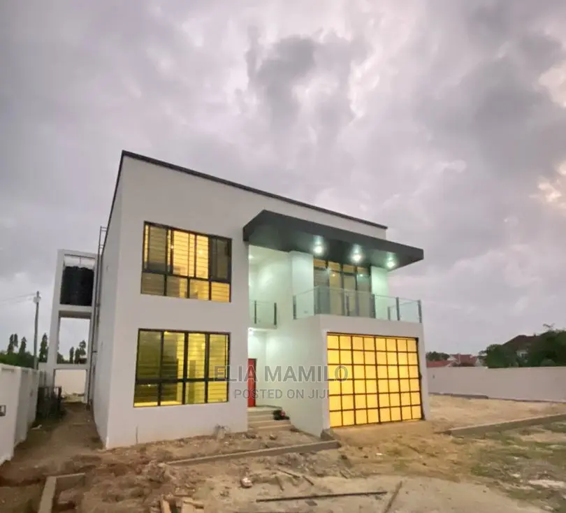 4bdrm House in Mbweni Jkt Dar Es, Kinondoni for sale