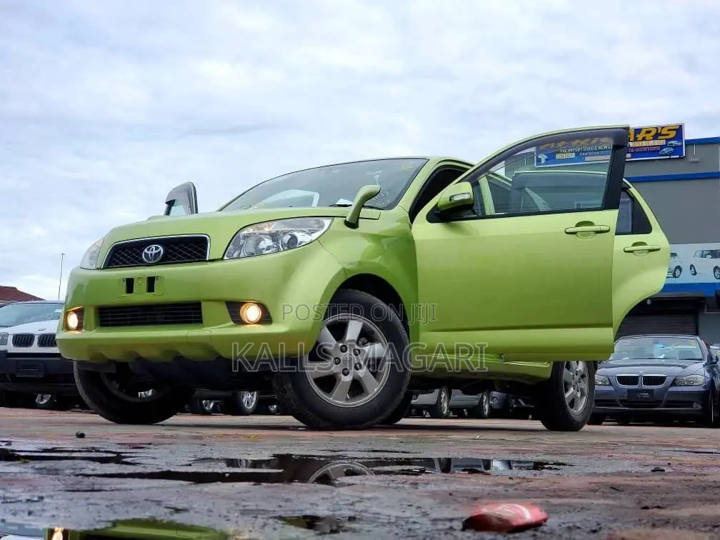 Toyota Rush 2009 Green