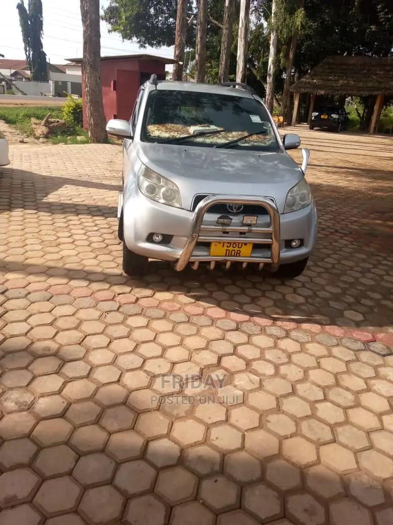 Toyota Rush 1.5 RWD 2007 Silver