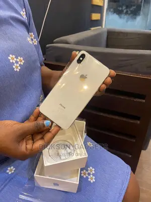 Apple iPhone XS Max 64 GB Gold