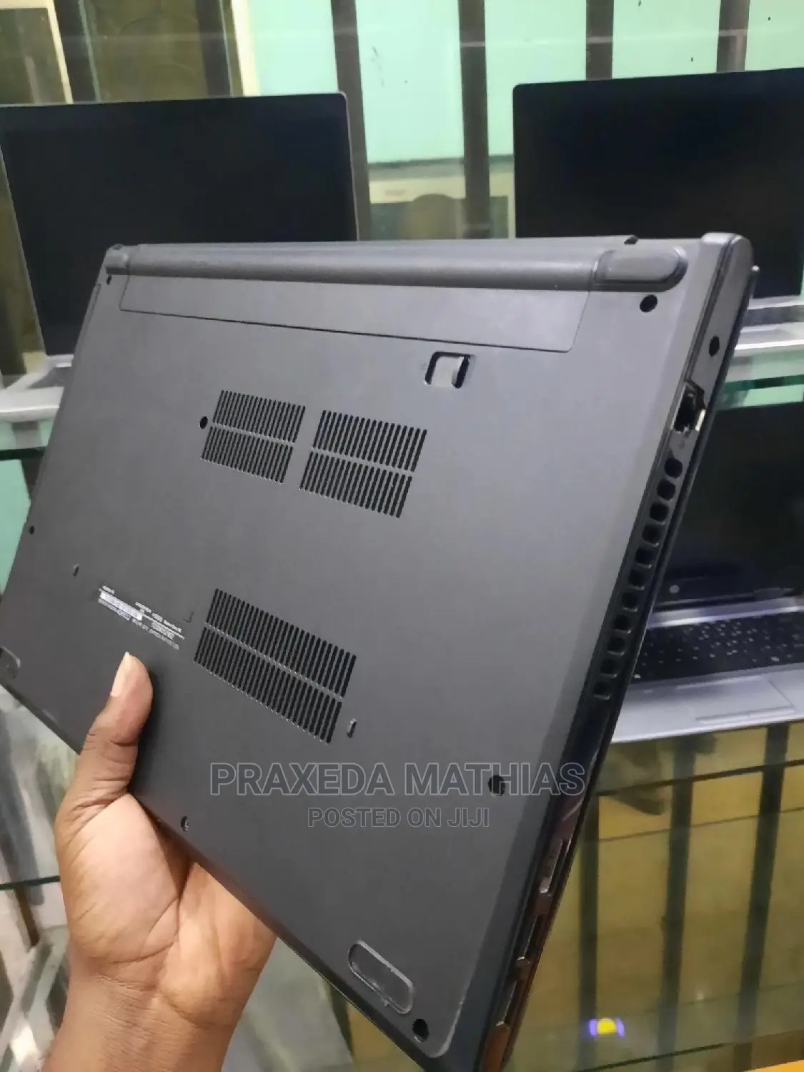 Laptop Dell Inspiron 14 8GB Intel Core I5 HDD 1T