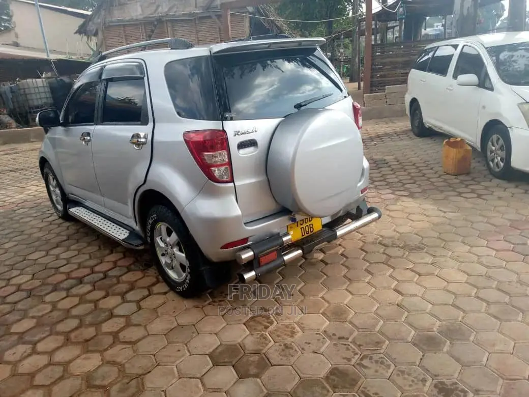 Toyota Rush 1.5 RWD 2007 Silver
