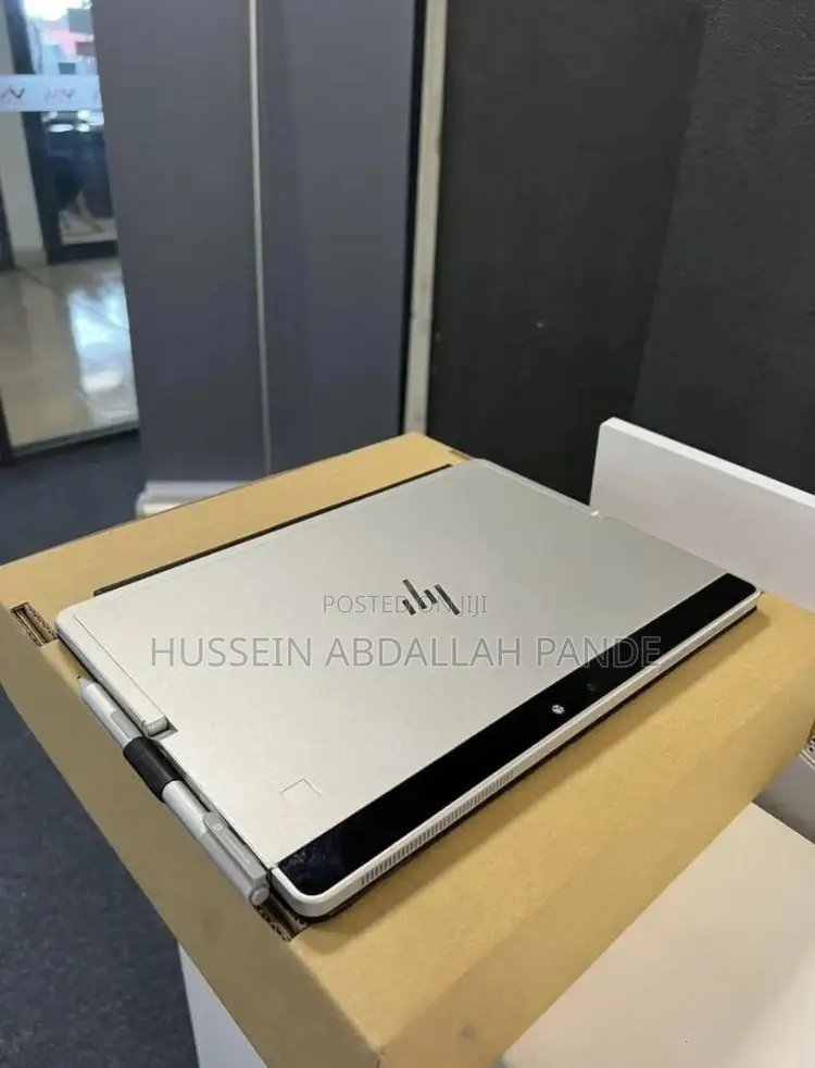 Laptop HP EliteBook X2 1012 G2 8GB Intel Core I5 SSHD (Hybrid) 256GB
