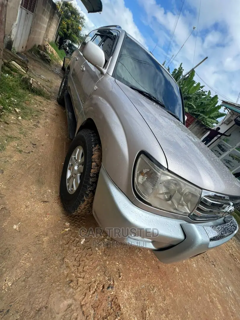 Toyota Land Cruiser Prado 3.0 D-4D 3dr 2000 Silver