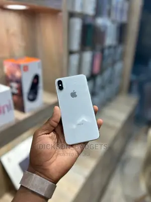 Apple iPhone X 64 GB White