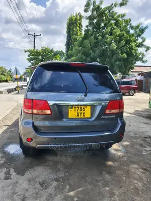 Toyota Fortuner 3.0 D AWD 2005 Beige