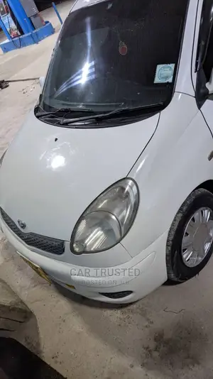 Toyota Fun Cargo 2004 White