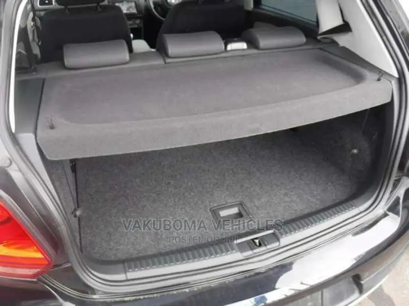 Volkswagen Polo 2011 Black