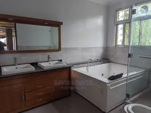 4bdrm House in Oysterbay, Msasani for rent