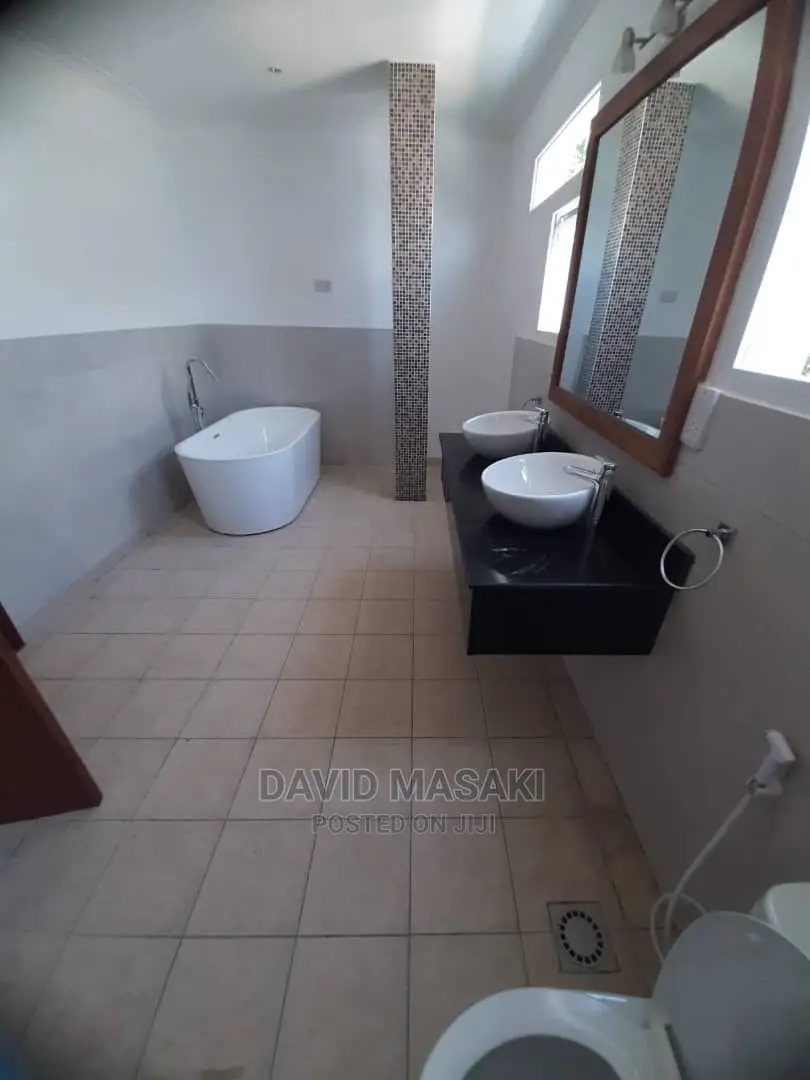 4bdrm House in Oysterbay, Msasani for rent
