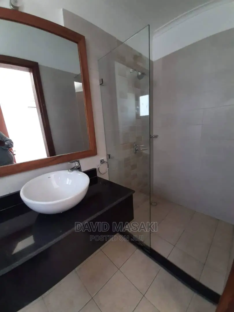 4bdrm House in Oysterbay, Msasani for rent
