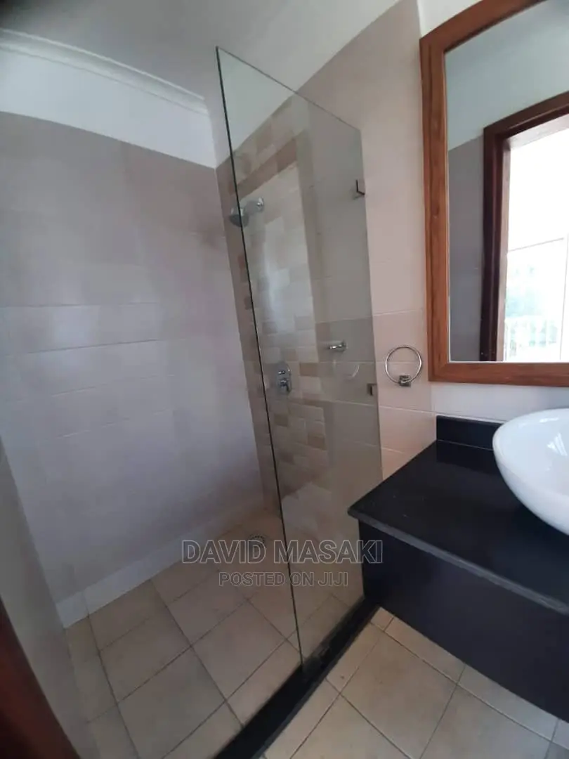 4bdrm House in Oysterbay, Msasani for rent