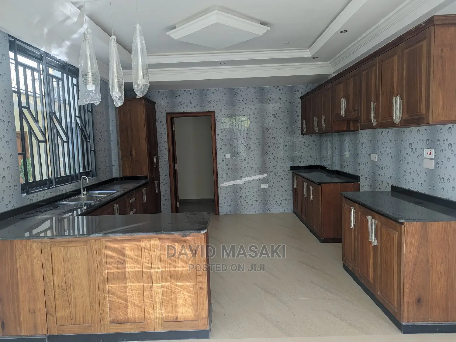 4bdrm House in Oysterbay for rent