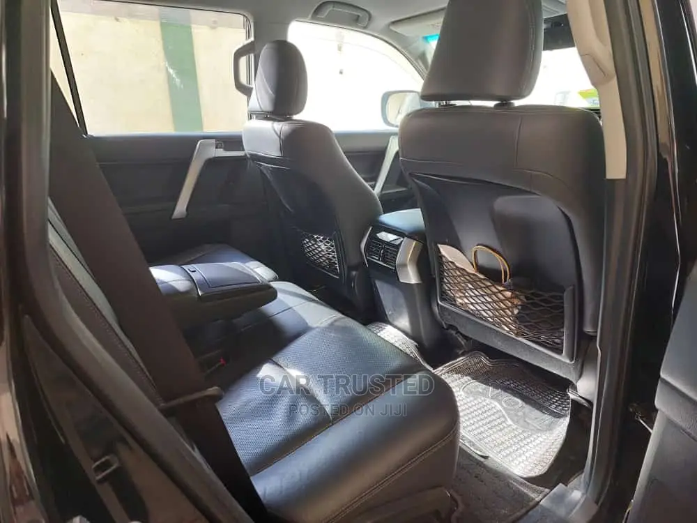 Toyota Land Cruiser Prado 4.0 2018 Black