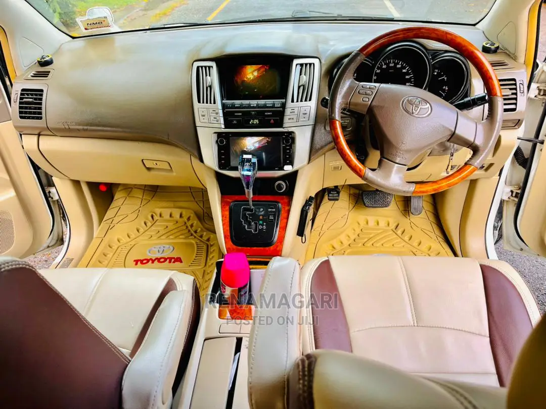 Toyota Harrier 2006 White