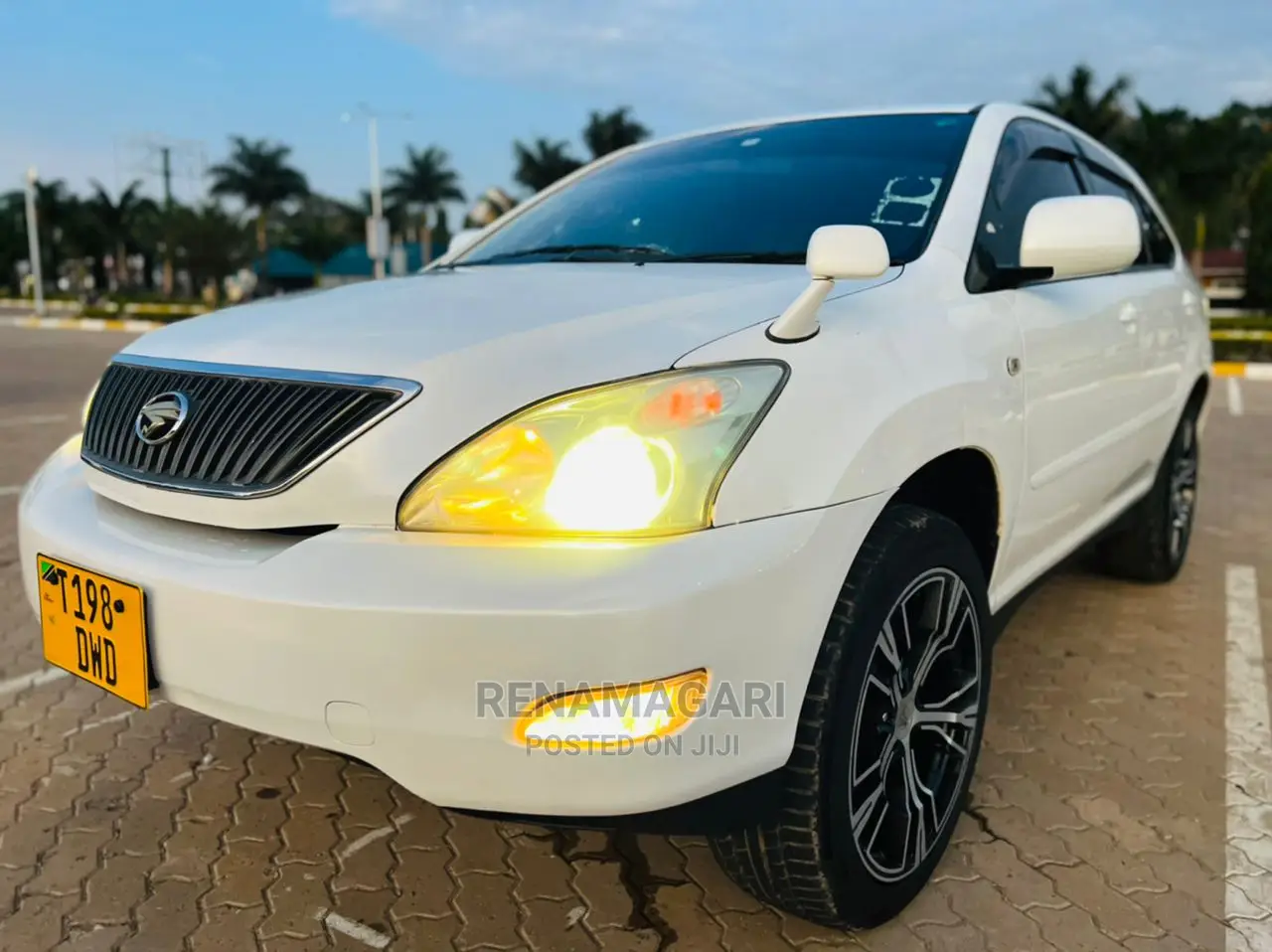 Toyota Harrier 2006 White