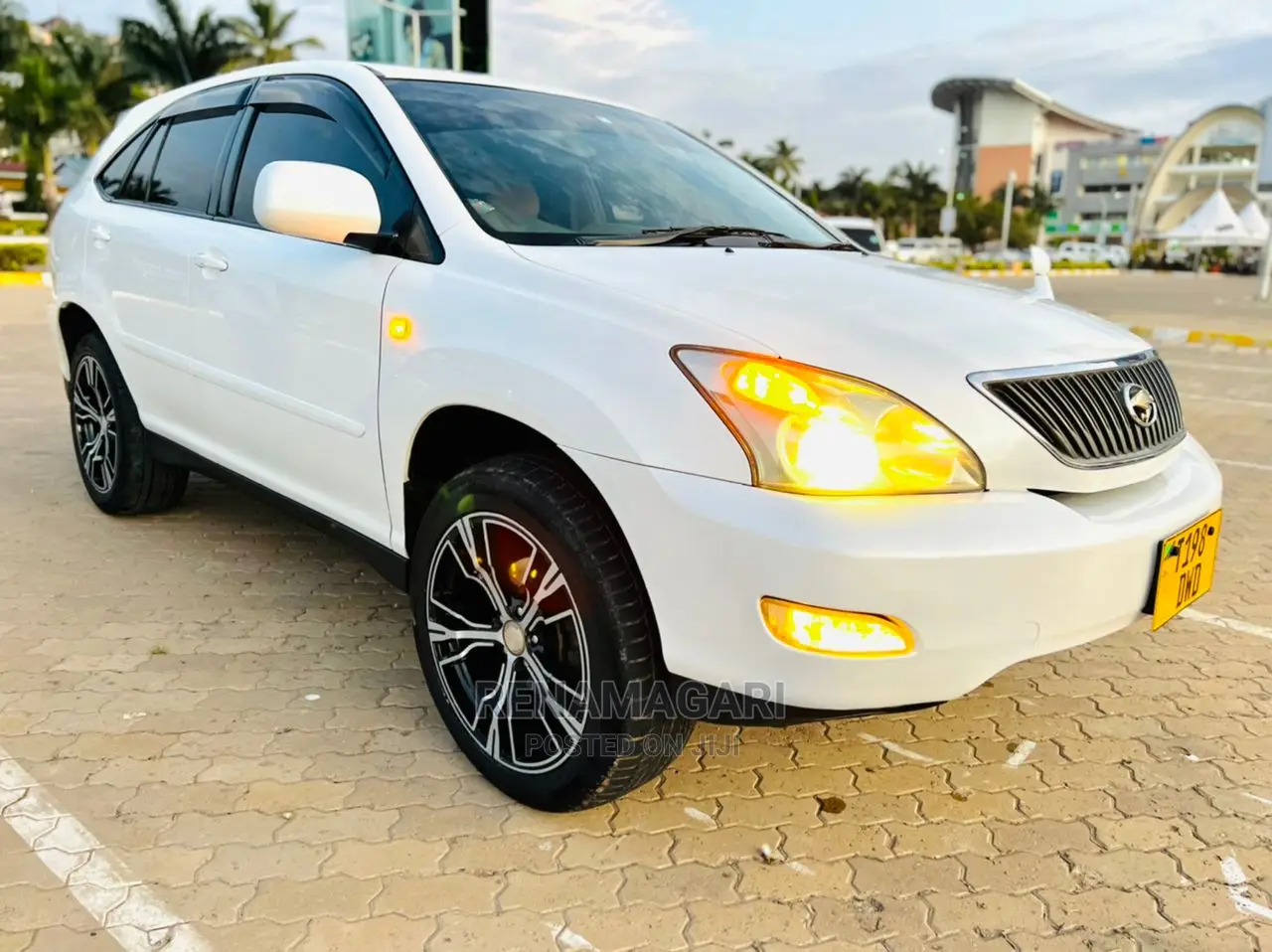 Toyota Harrier 2006 White