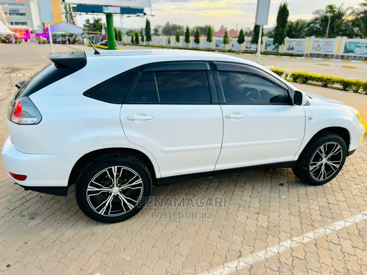 Toyota Harrier 2006 White