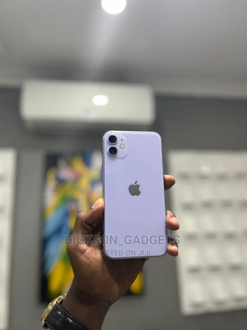 Apple iPhone 11 64 GB Purple