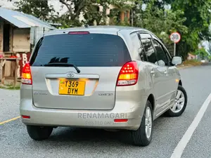 Toyota Corolla Spacio 2004 Silver