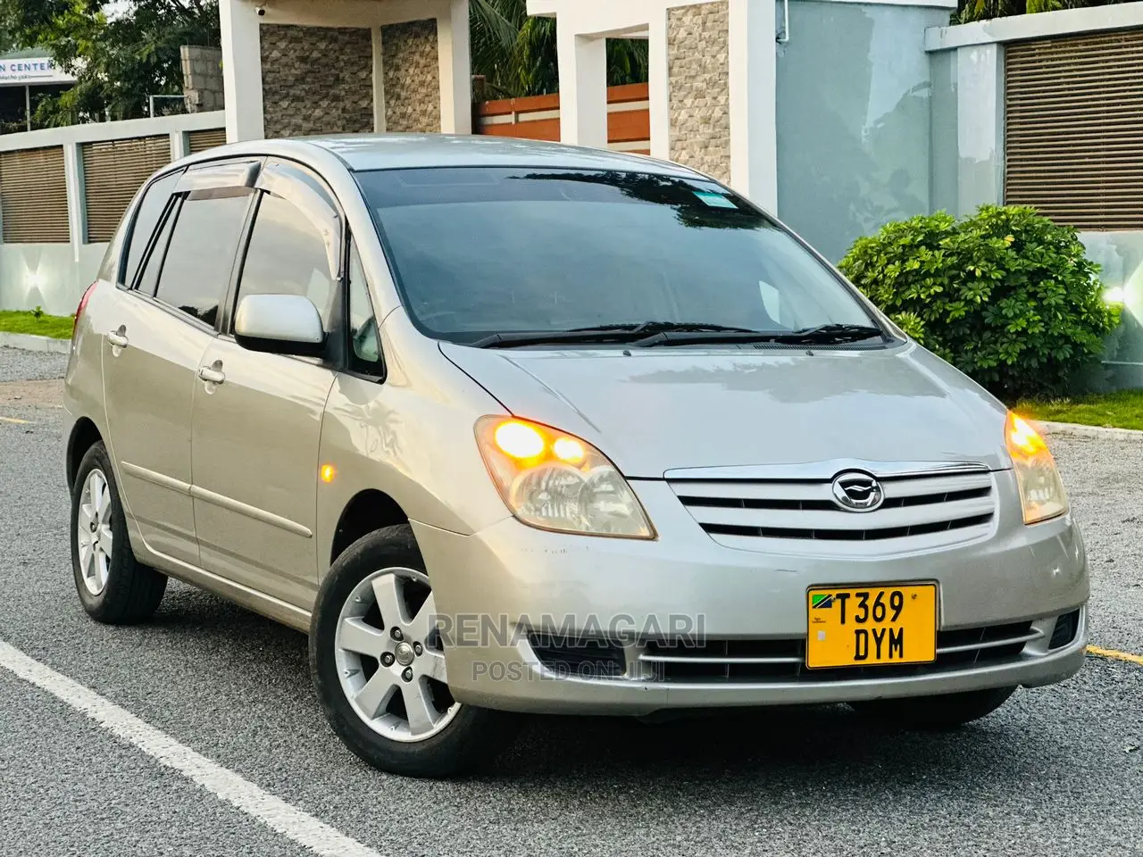 Toyota Corolla Spacio 2004 Silver