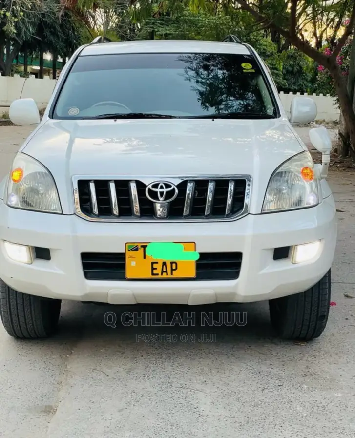 Toyota Land Cruiser Prado 2007 White