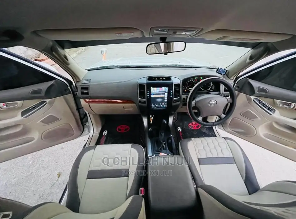 Toyota Land Cruiser Prado 2007 White