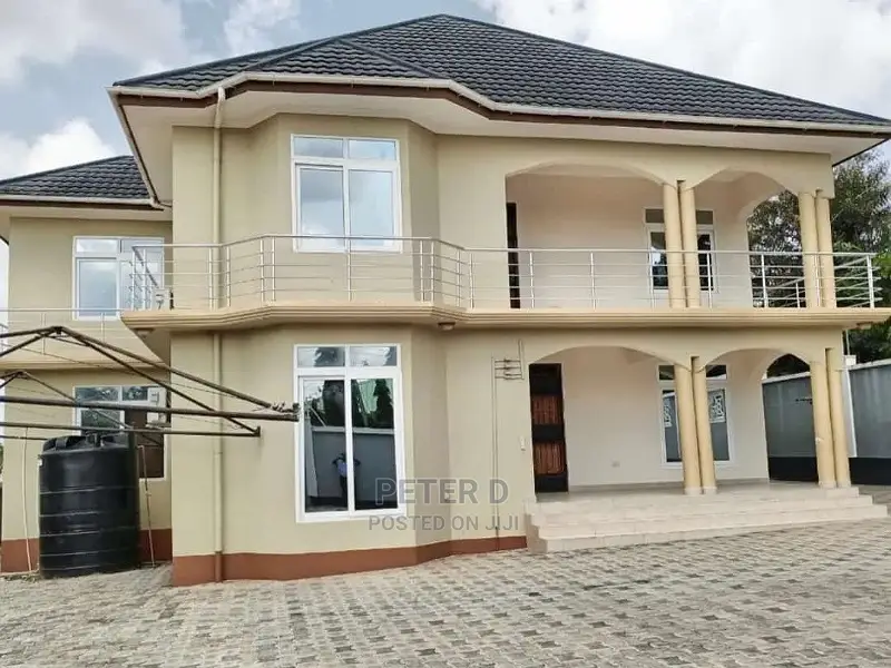 5bdrm House in Bunju for sale