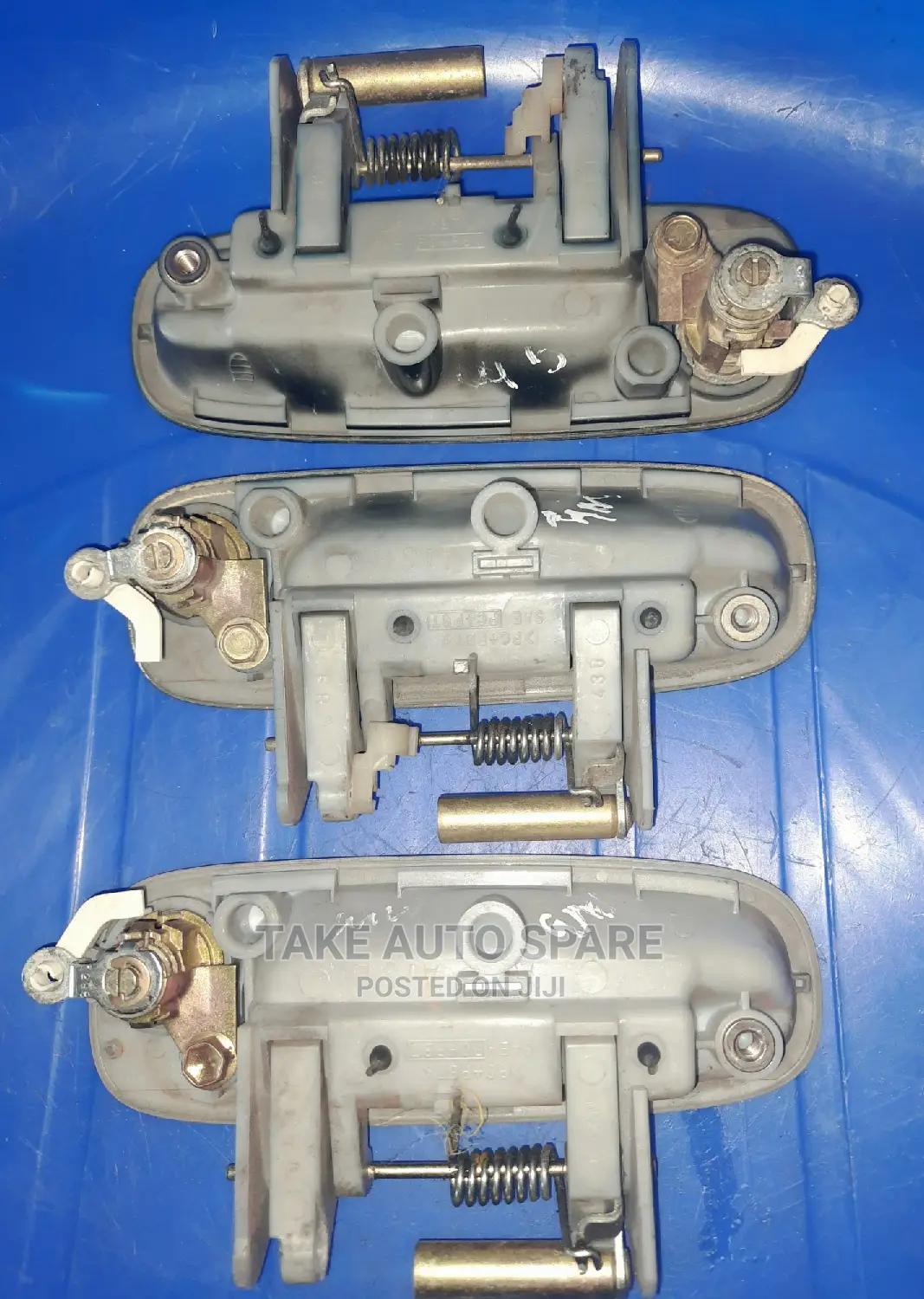 Toyota Carina Door Handles Right Driver Side.