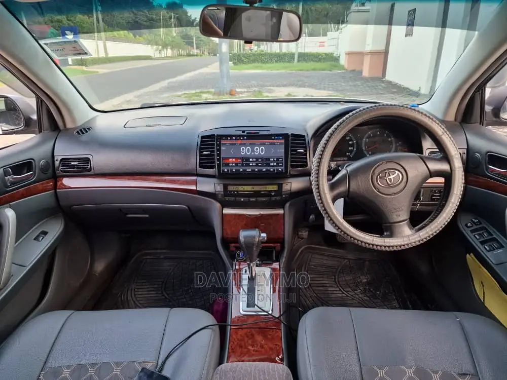 Toyota Corona 2004 Gray