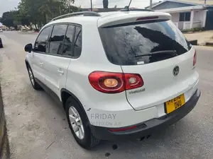 Volkswagen Touareg 2010 White