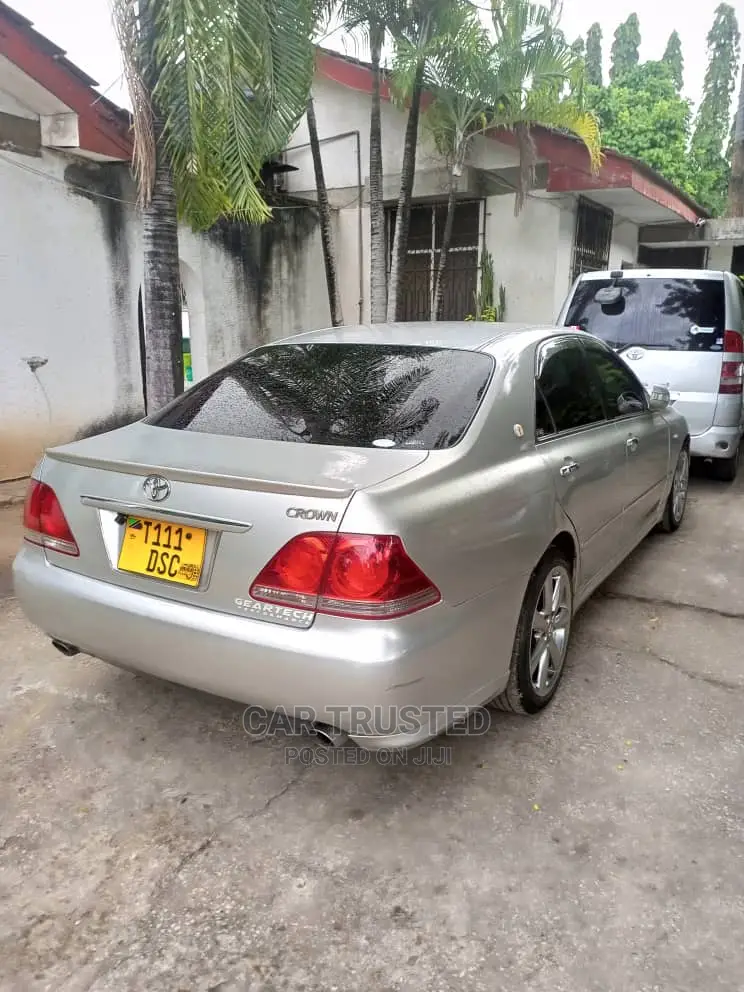 Toyota Crown 2007 Silver