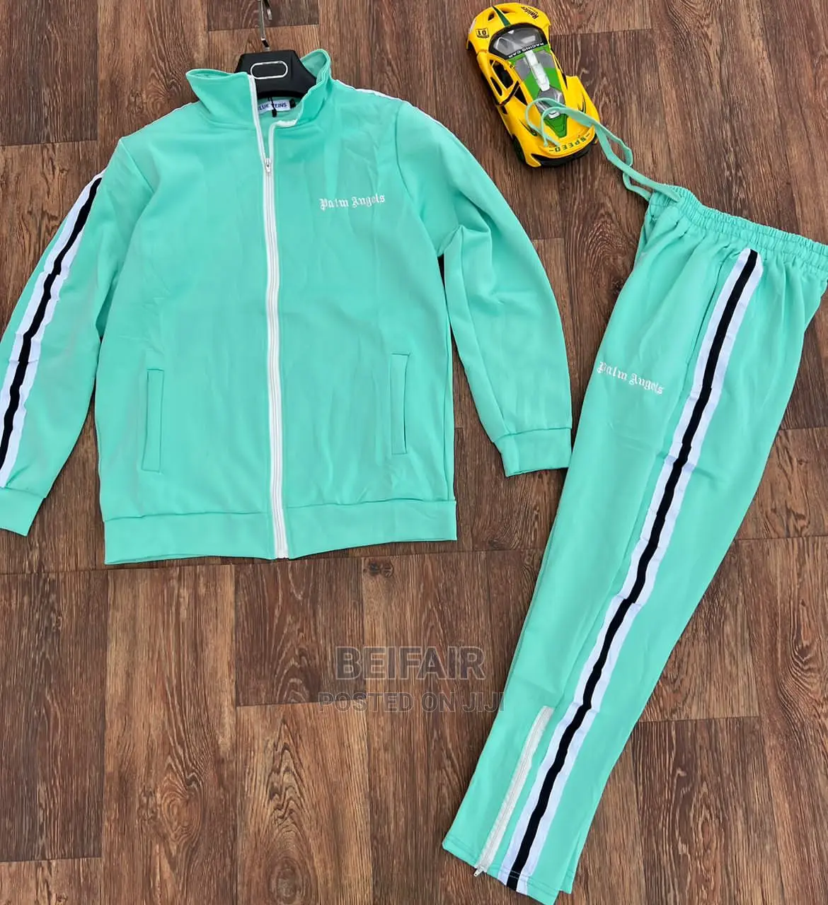 High Quality Track Suits | Traki Suti