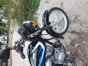 TVS HLX 125 2023 Black