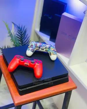 Playstation 4 Slim