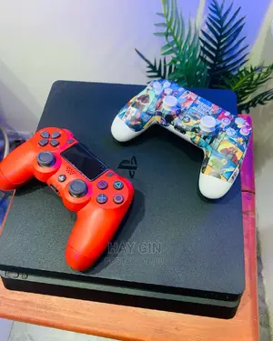 Playstation 4 Slim