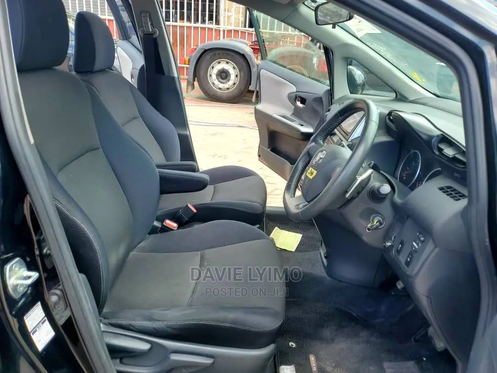 Toyota Wish 2009 Black