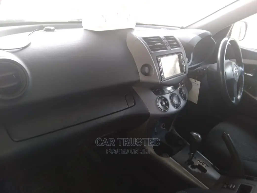 Toyota RAV4 2.0 4x4 Executive 2004 Black