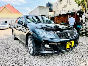 Toyota Crown 2006 Black